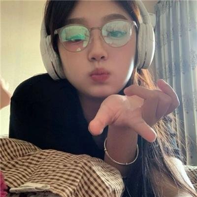 爱开玩笑的人